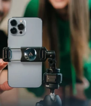 російських-блогерів-змушують-поширювати-пропагандистську-рекламу-–-ЦПД