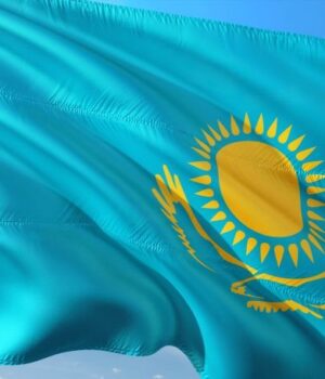 У Казахстані-відкрили-сотні-справ-проти-найманців,-які-воюють-проти-України