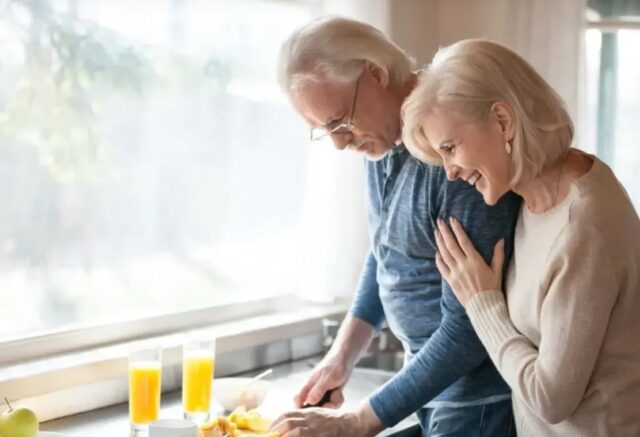 До 50 років чоловіки на чотири роки старші за жінок біологічно, – вчені До-50-років-чоловіки-на-чотири-роки-старші-за-жінок-біологічно,-–-вчені