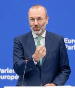 Треба-розмістити-європейських-військових-в-Україні-–-голова-Європейської-народної-партії-Вебер Треба-розмістити-європейських-військових-в-Україні-–-голова-Європейської-народної-партії-Вебер