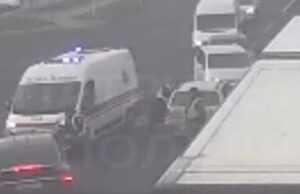 На Волині патрульні врятували водія, в якого на дорозі стався інсульт. ВІДЕО На-Волині-патрульні-врятували-водія,-в-якого-на-дорозі-стався-інсульт.-ВІДЕО