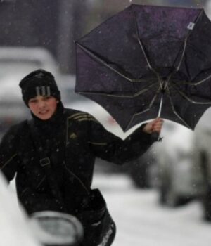 Пірнаючий-циклон-принесе-на-Волинь-сніг,-ожеледицю-та-пориви-вітру Пірнаючий-циклон-принесе-на-Волинь-сніг,-ожеледицю-та-пориви-вітру