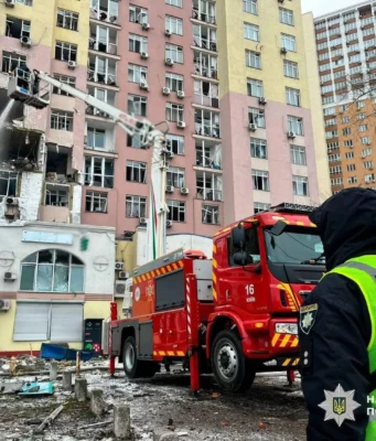 Внаслідок атаки на Київщину загинула жінка, також зросла кількість постраждалих – ОВА Внаслідок-атаки-на-Київщину-загинула-жінка,-також-зросла-кількість-постраждалих-–-ОВА