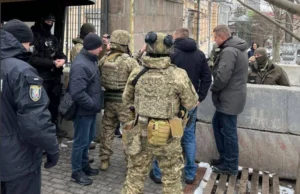 Співробітники УДО блокують роботу детективів НАБУ у будівлі Верховної Ради Співробітники-УДО-блокують-роботу-детективів-НАБУ-у-будівлі-Верховної-Ради