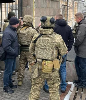 Співробітники-УДО-блокують-роботу-детективів-НАБУ-у-будівлі-Верховної-Ради