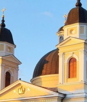 Скільки-церков-УПЦ-МП-досі-працюють-на-Волині