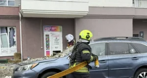 У Києві “Шахед” влучив у будинок ветерана Симороза, який втратив ноги на війні У-Києві-“Шахед”-влучив-у-будинок-ветерана-Симороза,-який-втратив-ноги-на-війні