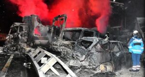 В Японії сталася масштабна ДТП за участю понад 50 авто, є загиблі, десятки поранених В-Японії-сталася-масштабна-ДТП-за-участю-понад-50-авто,-є-загиблі,-десятки-поранених