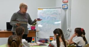 Вчителям підвищать зарплати: коли очікувати і які зміни Вчителям-підвищать-зарплати:-коли-очікувати-і-які-зміни