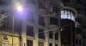 В Одесі ліквідовують наслідки ворожої атаки (фото) В Одесі-ліквідовують-наслідки-ворожої-атаки-(фото)