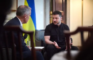 Канада анонсувала економічну допомогу Україні на $2,5 млрд Канада анонсувала економічну допомогу Україні на $2,5 млрд