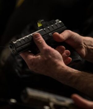 Як-покарали-чоловіка,-який-стріляв-у-центрі-Луцька-з-пістолета:-подробиці Як-покарали-чоловіка,-який-стріляв-у-центрі-Луцька-з-пістолета:-подробиці