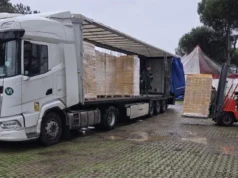 Папа Римський Лев XIV відправив три вантажівки із супами швидкого приготування в Україну Папа-Римський-Лев-xiv-відправив-три-вантажівки-із-супами-швидкого-приготування-в-Україну