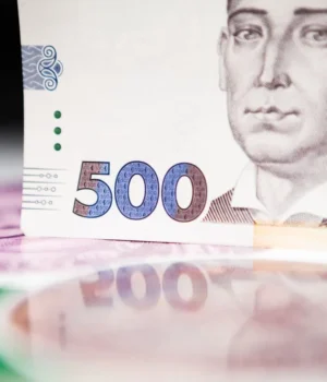 Українці-отримують-соціальну-допомогу-при-усиновленні-дітей:-алгоритм-виплат