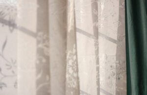 Забудьте про жовтизну: цей трюк для дому робить тюль сліпучо білим — і без хімії Забудьте-про-жовтизну:-цей-трюк-для-дому-робить-тюль-сліпучо-білим —-і без-хімії