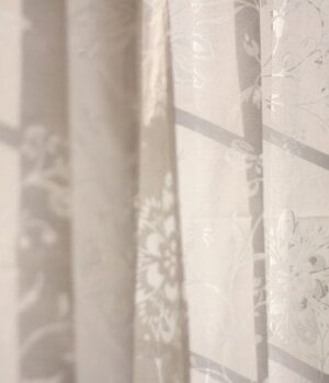 Забудьте-про-жовтизну:-цей-трюк-для-дому-робить-тюль-сліпучо-білим —-і без-хімії