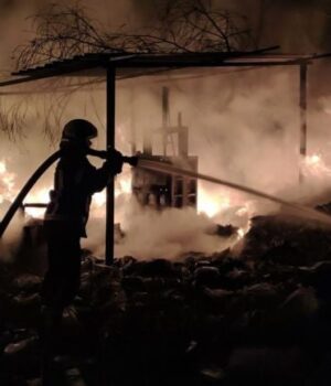 У Києві-пролунав-вибух-і почалася-пожежа:-що відомо-(відео)