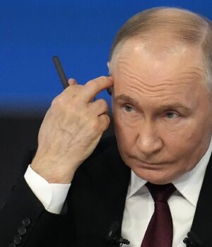 Миром-і-не-пахне:-Путін-наказав-продовжити-наступ-і-«поетапно-звільнити-3-області»