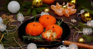 Закуска “Мандаринки” на Новий рік здивує гостей: гарно виглядає і просто готується Закуска-“Мандаринки”-на-Новий-рік-здивує-гостей:-гарно-виглядає-і-просто-готується
