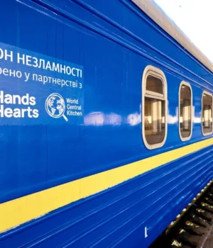 В-Україні-з'явились-100-"Вагонів-незламності":-чим-вони-оснащені-та-хто-може-ними-скористатись В-Україні-з'явились-100-"Вагонів-незламності":-чим-вони-оснащені-та-хто-може-ними-скористатись