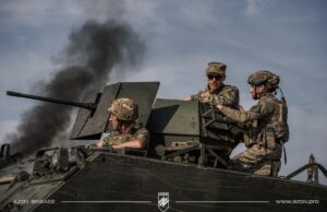 Бригада “Азов” розпочала оборону на Добропільському напрямку: чим займаються бійці Бригада-“Азов”-розпочала-оборону-на-Добропільському-напрямку:-чим-займаються-бійці