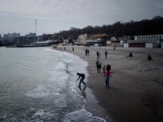 Атака РФ паралізувала великий обласний центр: у місті проблеми зі світлом і теплом, є травмовані Атака-РФ-паралізувала-великий-обласний-центр:-у-місті-проблеми-зі-світлом-і-теплом,-є-травмовані