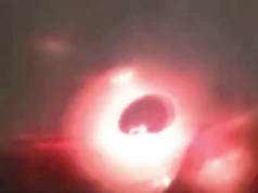 Партизани показали знищення тепловоза у воронежі, що перевозив вантажі для окупантів Партизани-показали-знищення-тепловоза-у-воронежі,-що-перевозив-вантажі-для-окупантів