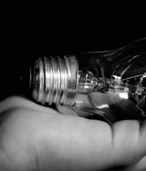 Графіки-відключення-світла-1-січня-діятимуть-по-всій-Україні-–-Укренерго