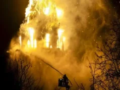 В Амстердамі в новорічну ніч загорілася історична церква Вонделькерк В-Амстердамі-в-новорічну-ніч-загорілася-історична-церква-Вонделькерк