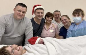 У новорічну ніч у Луцьку під звуки вибухів народилося четверо малюків У-новорічну-ніч-у-Луцьку-під-звуки-вибухів-народилося-четверо-малюків