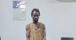 У Гані заарештували самопроголошеного пророка за фейкове передбачення кінця світу У-Гані-заарештували-самопроголошеного-пророка-за-фейкове-передбачення-кінця-світу