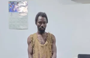 У Гані заарештували самопроголошеного пророка за фейкове передбачення кінця світу У-Гані-заарештували-самопроголошеного-пророка-за-фейкове-передбачення-кінця-світу