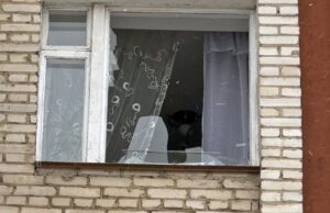 Як у Ковелі ліквідовують наслідки атаки російських безпілотників у новорічну ніч. ВІДЕО Як-у-Ковелі-ліквідовують-наслідки-атаки-російських-безпілотників-у-новорічну-ніч.-ВІДЕО