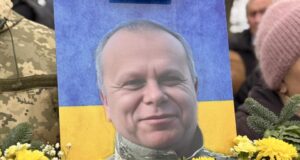 Прощання з полеглим на фронті нововолинцем Юрієм Деносом Прощання-з-полеглим-на-фронті-нововолинцем-Юрієм-Деносом