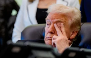 Трамп заявив, що приймає більше аспірину, ніж рекомендували лікарі Трамп-заявив,-що-приймає-більше-аспірину,-ніж-рекомендували-лікарі