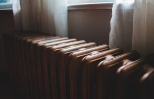 Секрет тепла в квартирі: підкладіть один лист — і комуналка “нуль”, а в кімнаті спека Секрет-тепла-в квартирі:-підкладіть-один-лист —-і комуналка-“нуль”,-а в кімнаті-спека