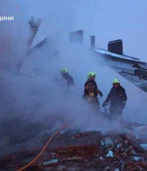 Тіло-дитини-виявили-під-завалами-у-Харкові,-пошуки-тривають-–-мер Тіло-дитини-виявили-під-завалами-у-Харкові,-пошуки-тривають-–-мер