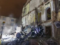 Кількість жертв російського удару по Харкову зросла до двох: під завалами знайшли жінку Кількість-жертв-російського-удару-по-Харкову-зросла-до-двох:-під-завалами-знайшли-жінку