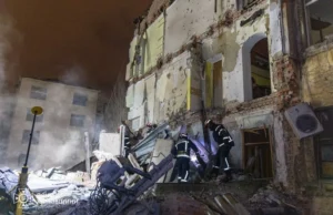 Кількість жертв російського удару по Харкову зросла до двох: під завалами знайшли жінку Кількість-жертв-російського-удару-по-Харкову-зросла-до-двох:-під-завалами-знайшли-жінку