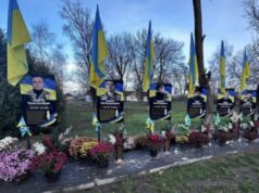 У селі на Волині п’яні чоловіки підпалили композиції на Алеї слави У-селі-на-Волині-п’яні-чоловіки-підпалили-композиції-на-Алеї-слави