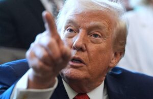 Трамп каже, що не повірив у заяви РФ про атаку України на резиденцію Путіна Трамп-каже,-що-не-повірив-у-заяви-РФ-про-атаку-України-на-резиденцію-Путіна