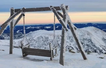 Погода 5 січня: на горі Піп Іван зафіксовано -14°С при хмарній погоді та вітрі –... Погода-5-січня:-на-горі-Піп-Іван-зафіксовано-14°С-при-хмарній-погоді-та-вітрі-–.