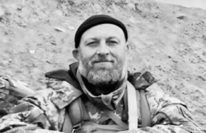 Посмертну нагороду Героя із Волині вручили його дружині Посмертну-нагороду-Героя-із-Волині-вручили-його-дружині