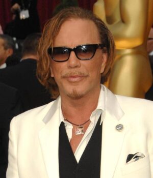 Міккі-Рурк-на-межі-виселення-з-будинку-через-борги:-актор-відкрив-несподіваний-збір-коштів