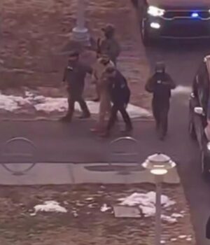 Мадуро-та-його-дружину-під-посиленою-охороною-доставили-до-суду-у-Нью-Йорку