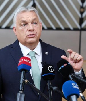 Орбан-“штурмує”-Вашингтон-у-спробах-вибити-фінансову-допомогу,-–-reuters