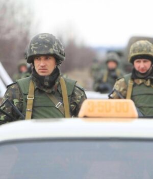 Сміливо-збільшуйте-кількість-втричі:-експерт-про-миротворців-в-Україні