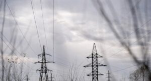 Наслідки обстрілів і снігопадів: де українцям загрожують вимушені відключення світла Наслідки-обстрілів-і-снігопадів:-де-українцям-загрожують-вимушені-відключення-світла