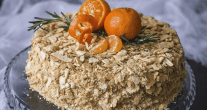 Святковий “Наполеон” без клопоту: ніжний торт з мандаринами, що тане у роті Святковий-“Наполеон”-без-клопоту:-ніжний-торт-з-мандаринами,-що-тане-у-роті