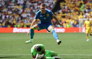 Український форвард Довбик отримав травму: стало відомом, на скільки він “вилетів” Український-форвард-Довбик-отримав-травму:-стало-відомом,-на-скільки-він-“вилетів”